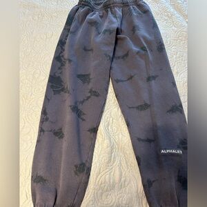 Alphalete woman’s sweatpants
